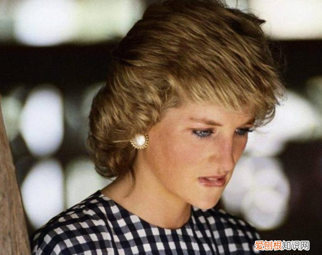 查尔斯为何年轻时没和卡米拉结婚