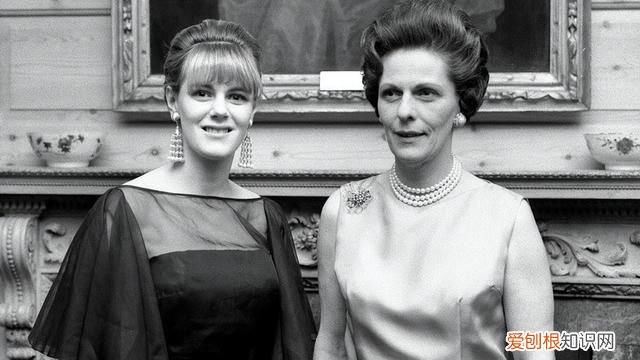 查尔斯为何年轻时没和卡米拉结婚