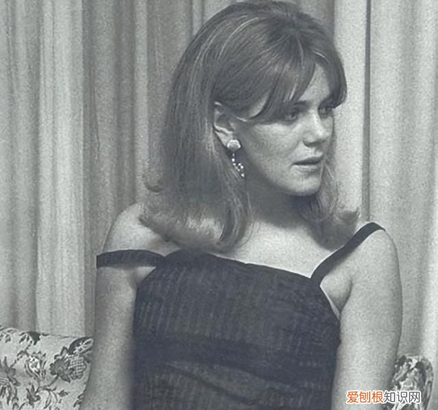 查尔斯为何年轻时没和卡米拉结婚