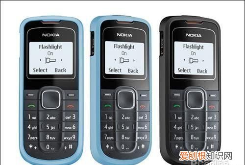 诺基亚哪国的，买手机去专卖店好还是国美好诺基亚的