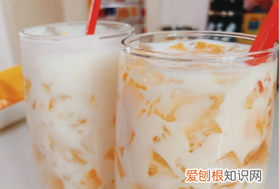 撞奶用的白凉粉是什么，蜜桃乌龙茶冻撞奶在家怎么做好喝
