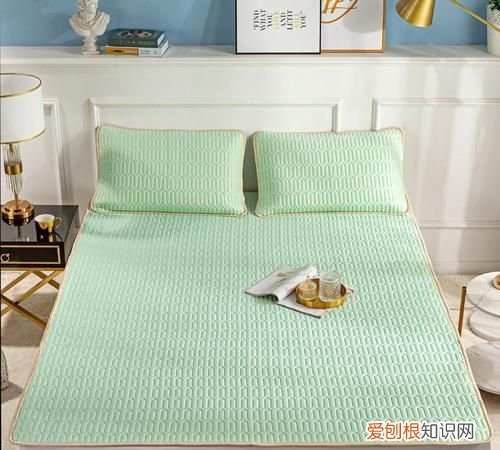 冰丝凉席怎么固定，冰丝凉席破了怎么补