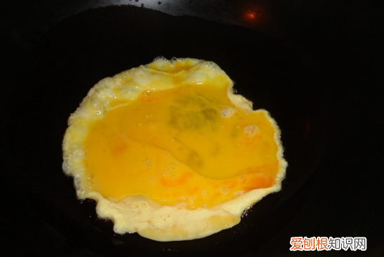 混沌汤里都放什么，馄饨汤需要放什么调料