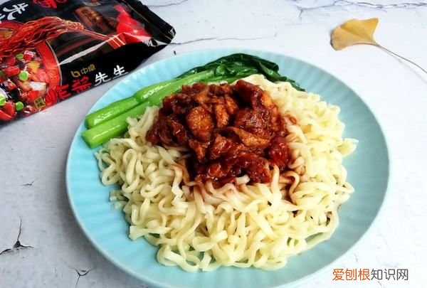 鸡蛋炸酱面酱的做法,鸡蛋炸酱面的卤怎么做