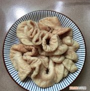 炒大肠可以用什么配菜，大肠可以和什么一起炒