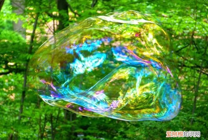 肥皂泡还会飞到哪里,仿写肥皂泡第五自然段泡泡还可以飞去哪里