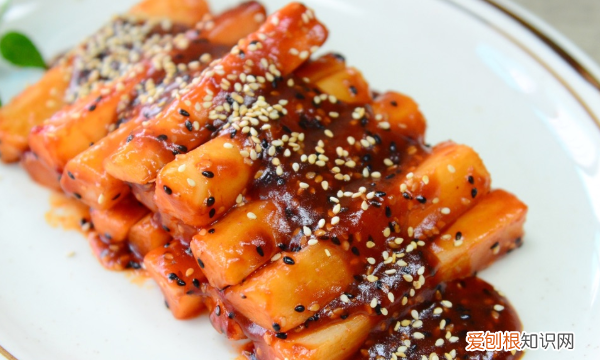 软软糯糯的糕点，糖醋山药片的家常做法