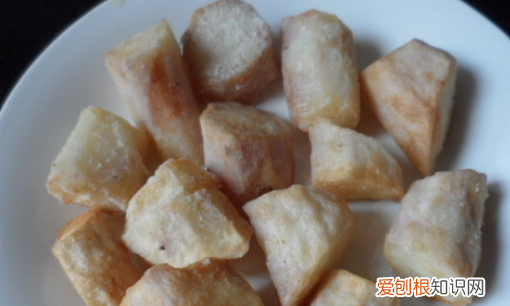 软软糯糯的糕点，糖醋山药片的家常做法