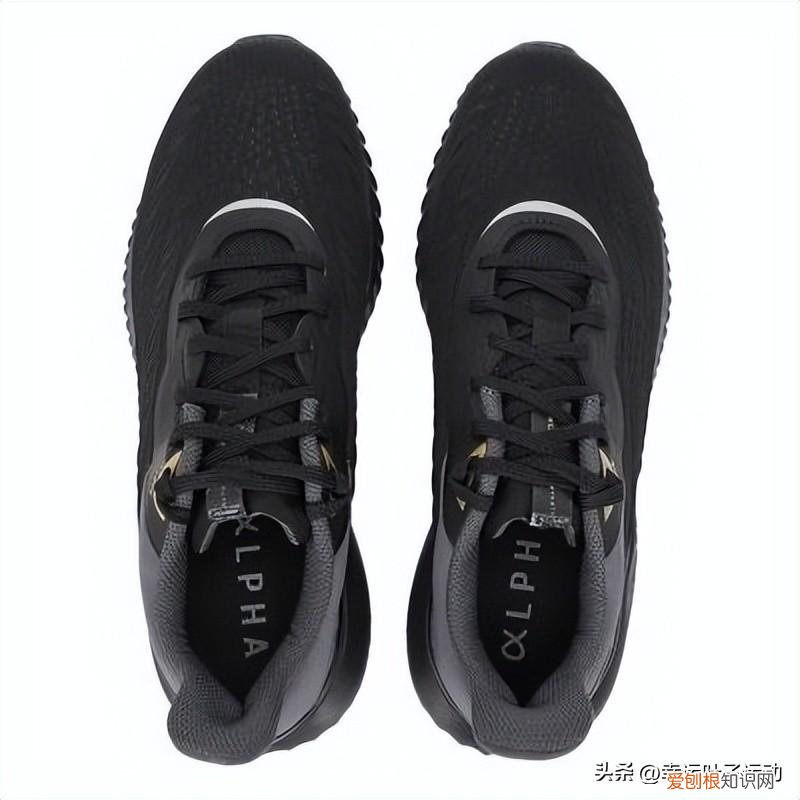 3款支撑系跑鞋测评，你会选哪双？(支撑系跑鞋你喜欢吗）