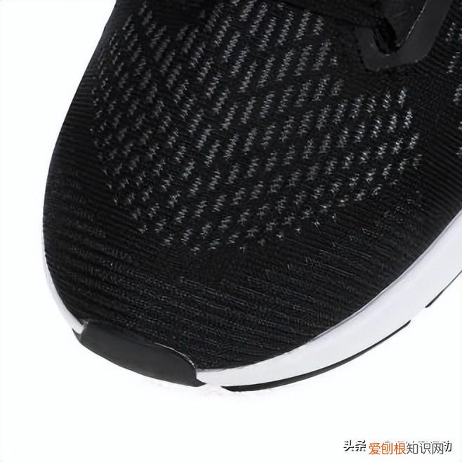 3款支撑系跑鞋测评，你会选哪双？(支撑系跑鞋你喜欢吗）