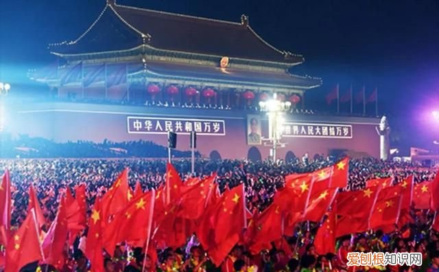 新年寄语:祖国,祝您平安的句子