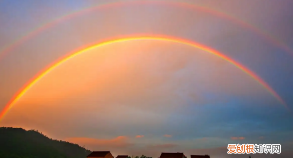风雨之后见彩虹的名言,风雨过后才见彩虹的励志句子