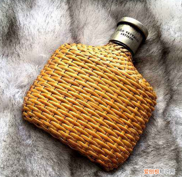 男生夏季选择正确的香水，魅力无处不在