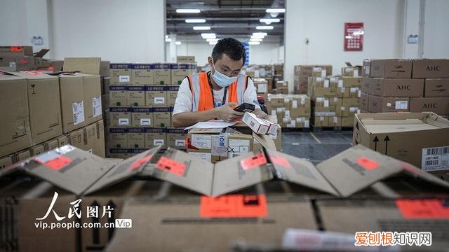 海南离岛免税商品“过关”验放