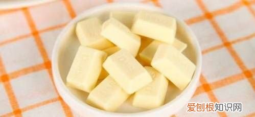 白巧克力是什么做的，白巧克力为什么叫白巧克力