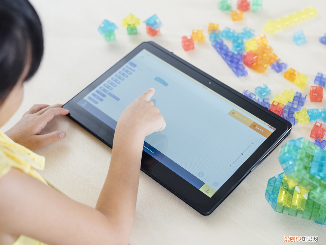 ?推出线下店“KOOV未来赋能中心”