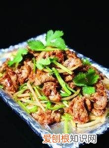 炒烤肉的做法家常做法视频,新疆炒烤肉的做法——真的很香