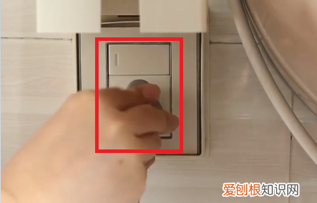 长虹全自动波轮洗衣机怎么用，长虹全自动洗衣机怎么用 使用教程