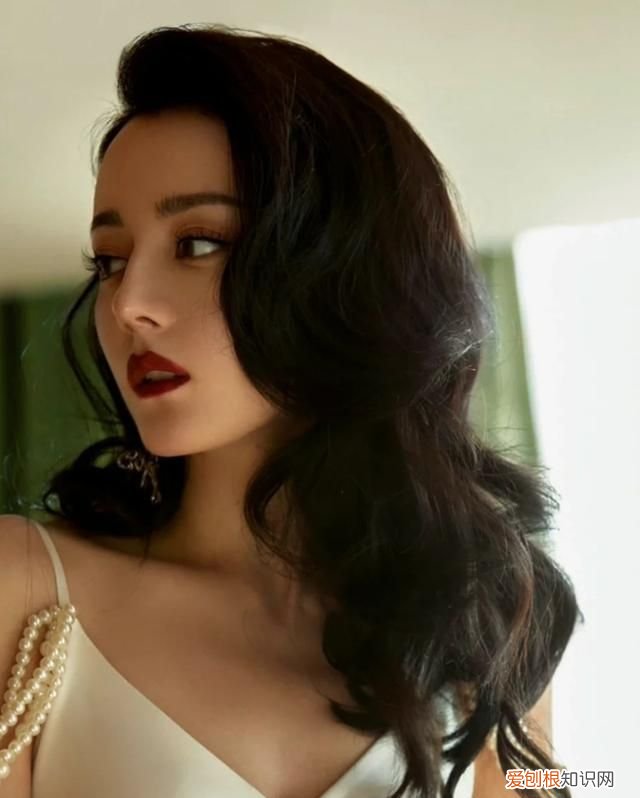 尖形脸或菱形脸适合留什么发型