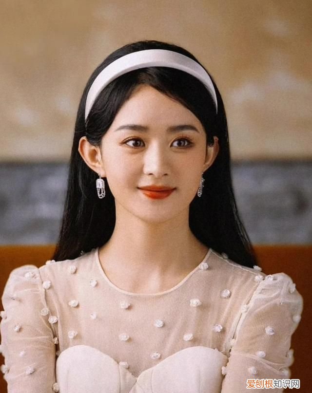 尖形脸或菱形脸适合留什么发型