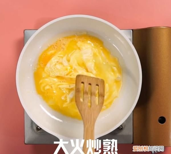 秋葵和鸡蛋什么做,秋葵炒鸡蛋的做法