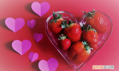 用钱怎么折心，心型用钱怎么叠