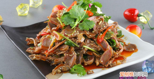 麻辣鸡胗的做法，爆炒香辣鸡脚筋的做法