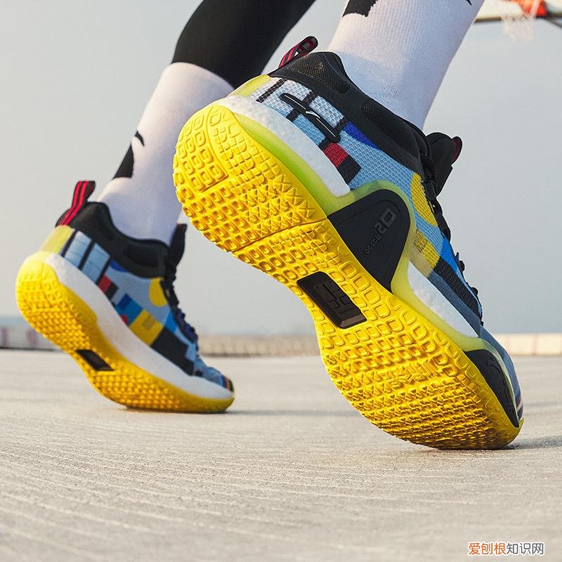 安踏霸道2022新配色曝光！安踏第三品牌代言人凯文-鲁尼亲自上脚