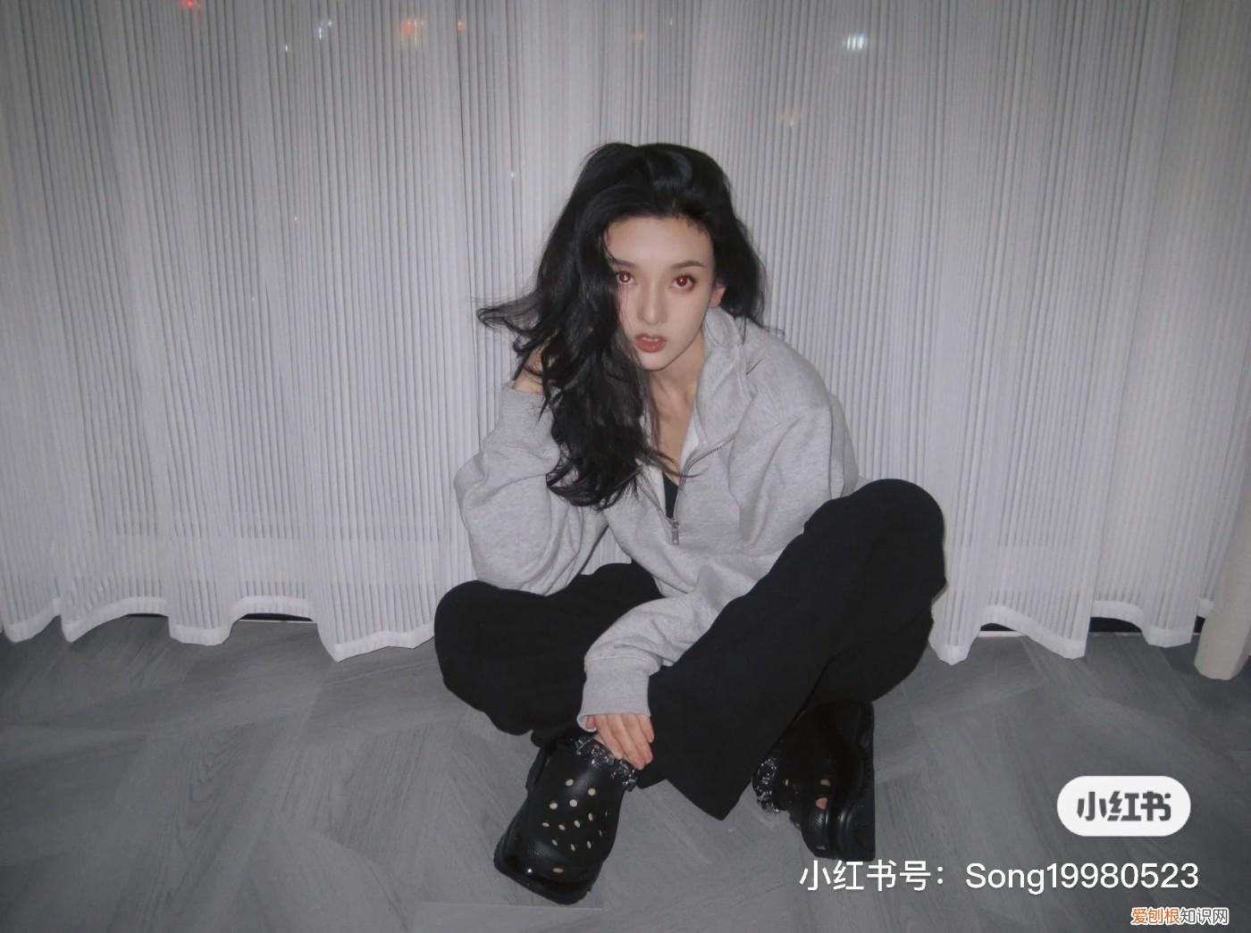 《狂飙》剧中还有「隐藏鞋头」！可拆卸面罩太帅了吧！(大嫂也爱运动鞋）