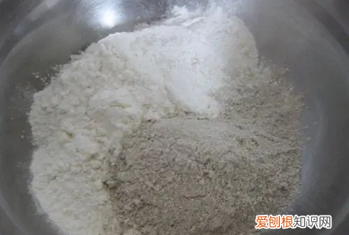 荞麦饼怎么做好吃，荞麦面烙饼怎么做好吃窍门