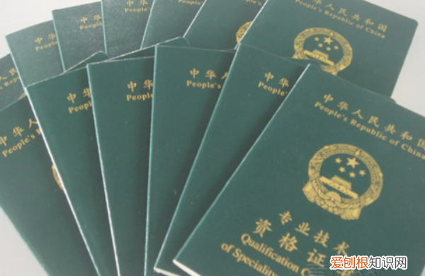 初级会计考试不去可以，初级会计不去考试有什么影响