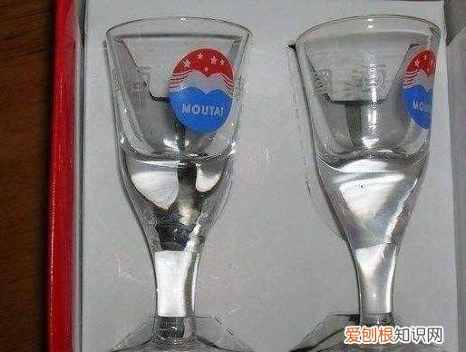 茅台杯子一杯多少毫升，茅台酒杯一杯多少毫升