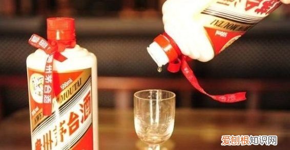 茅台杯子一杯多少毫升,茅台酒杯一杯多少毫升