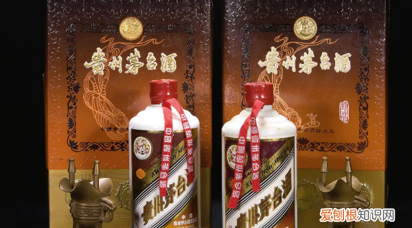 茅台杯子一杯多少毫升,茅台酒杯一杯多少毫升