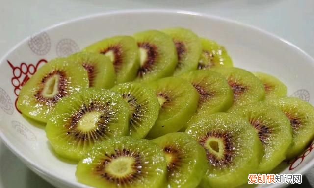 猕猴桃软了怎么保存,猕猴桃软了一股酒味怎么办
