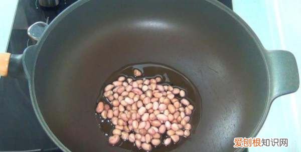 菠菜拌花生米怎么做,菠菜可以和花生一起吃吗