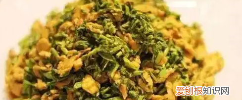 香椿炒鸡蛋要先焯水，香椿芽炒鸡蛋香椿用焯水吗