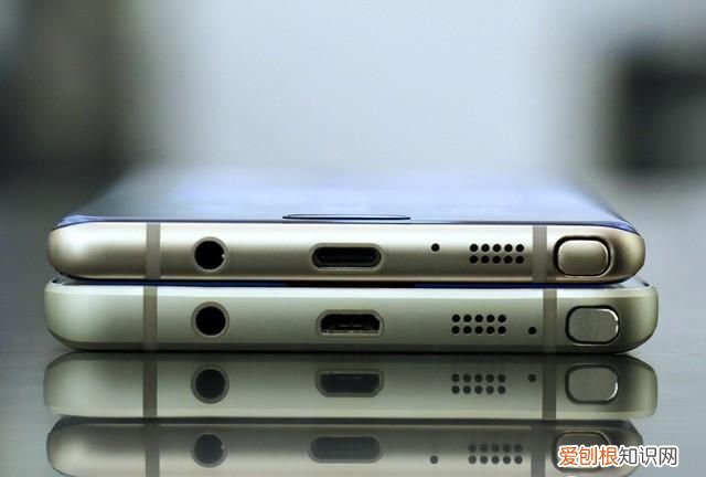 苹果手机的耳机孔在哪里,苹果12手机耳机接口在哪里