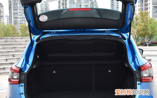 逍客后备箱在车里面怎么自动打开