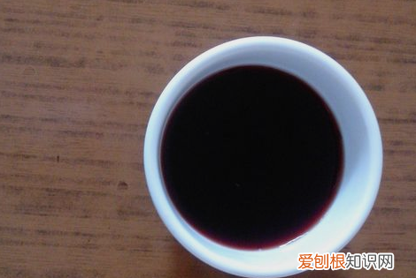 榨生姜汁可以直接喝，鲜榨姜汁可以存放多久