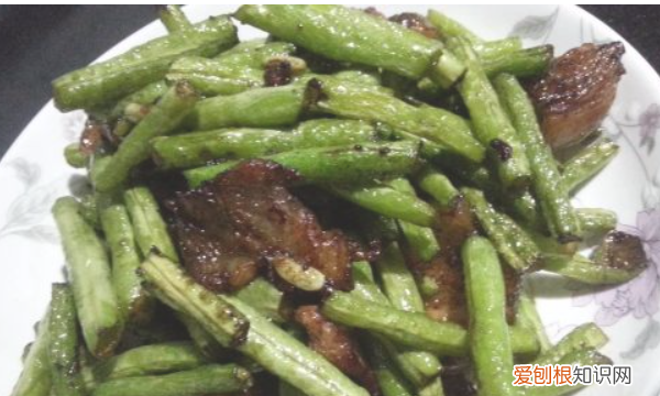 扁豆怎么切成丝，凉拌扁豆丝怎么做好吃
