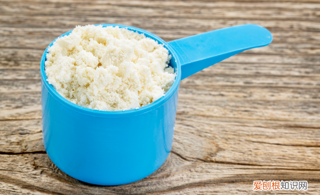 给长辈送什么营养品好,春节给老人送什么营养品好