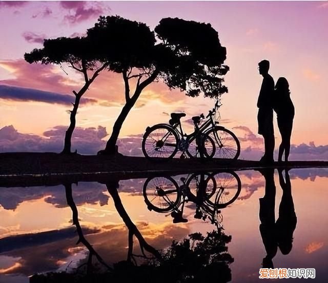 隐晦的表达难过的伤感文案,简短虐心,触碰泪点的句子