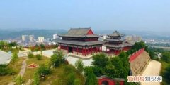 青松岭是哪个省哪个县，兴隆县青松岭大集在什么地方啊