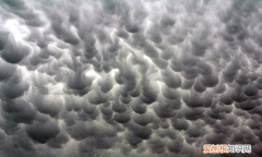 乳状云出现预示什么，云帽出现在什么时间