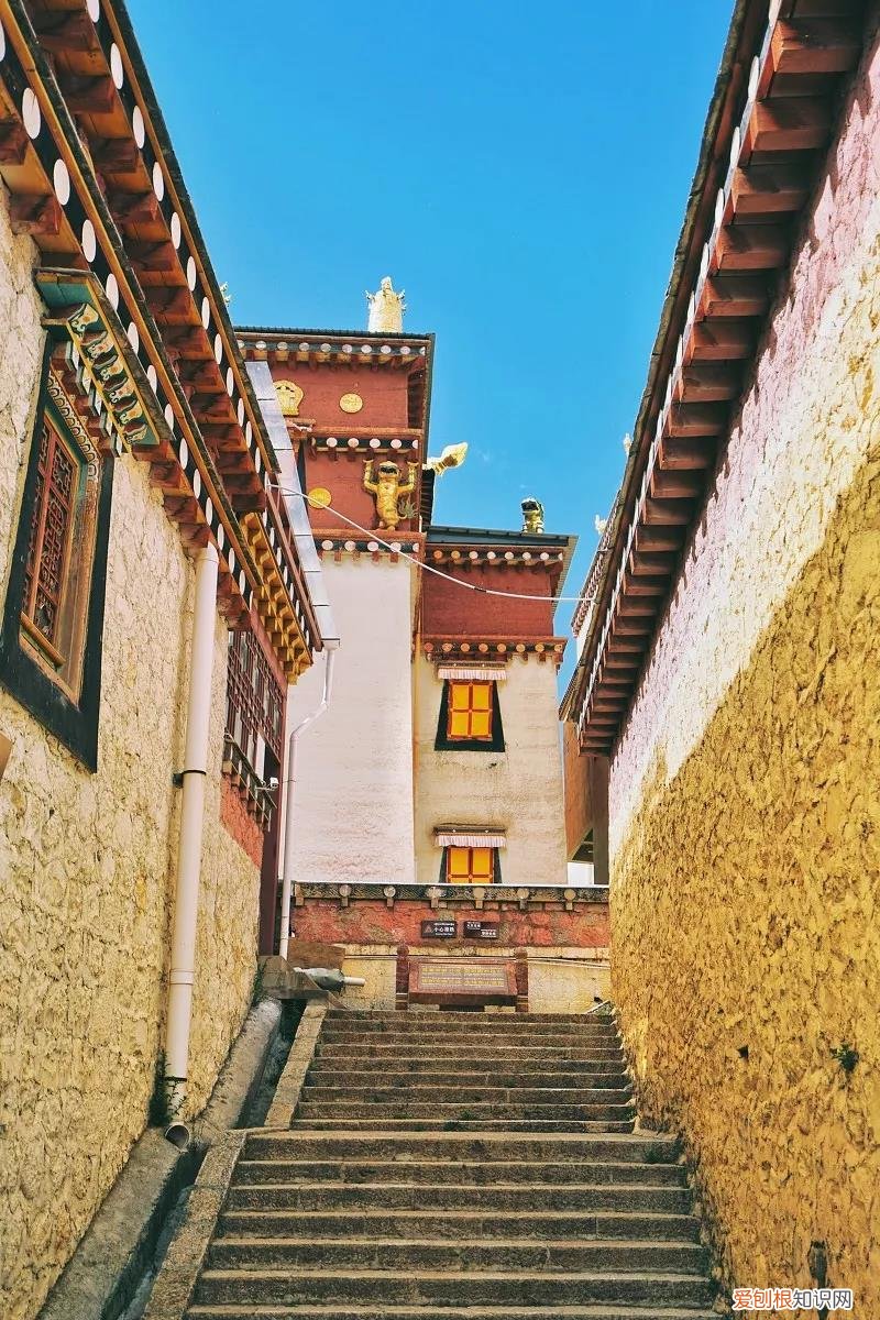 天香格里拉普达措国家公园