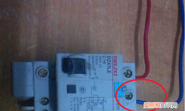 2P空开的接线方法，单相带漏电保护的空气开关如何接线