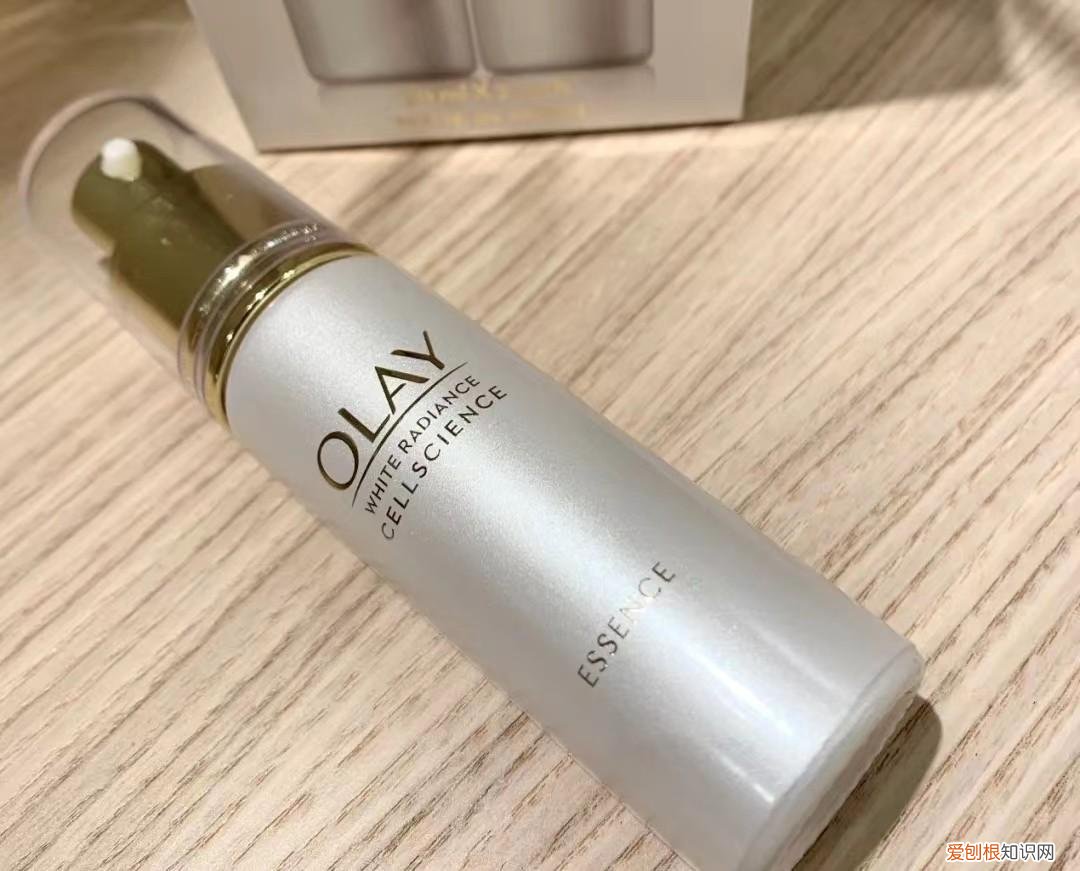 女人不管什么肤质,功效护肤品别乱用,这5款精华才是物超所值