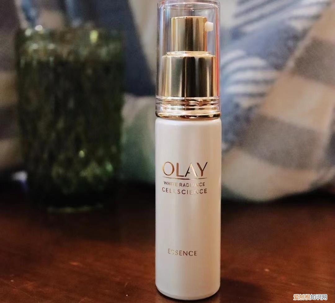 女人不管什么肤质,功效护肤品别乱用,这5款精华才是物超所值