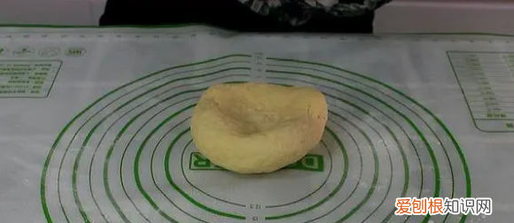 如何做面包 电饭锅，怎样用电饭煲做面包